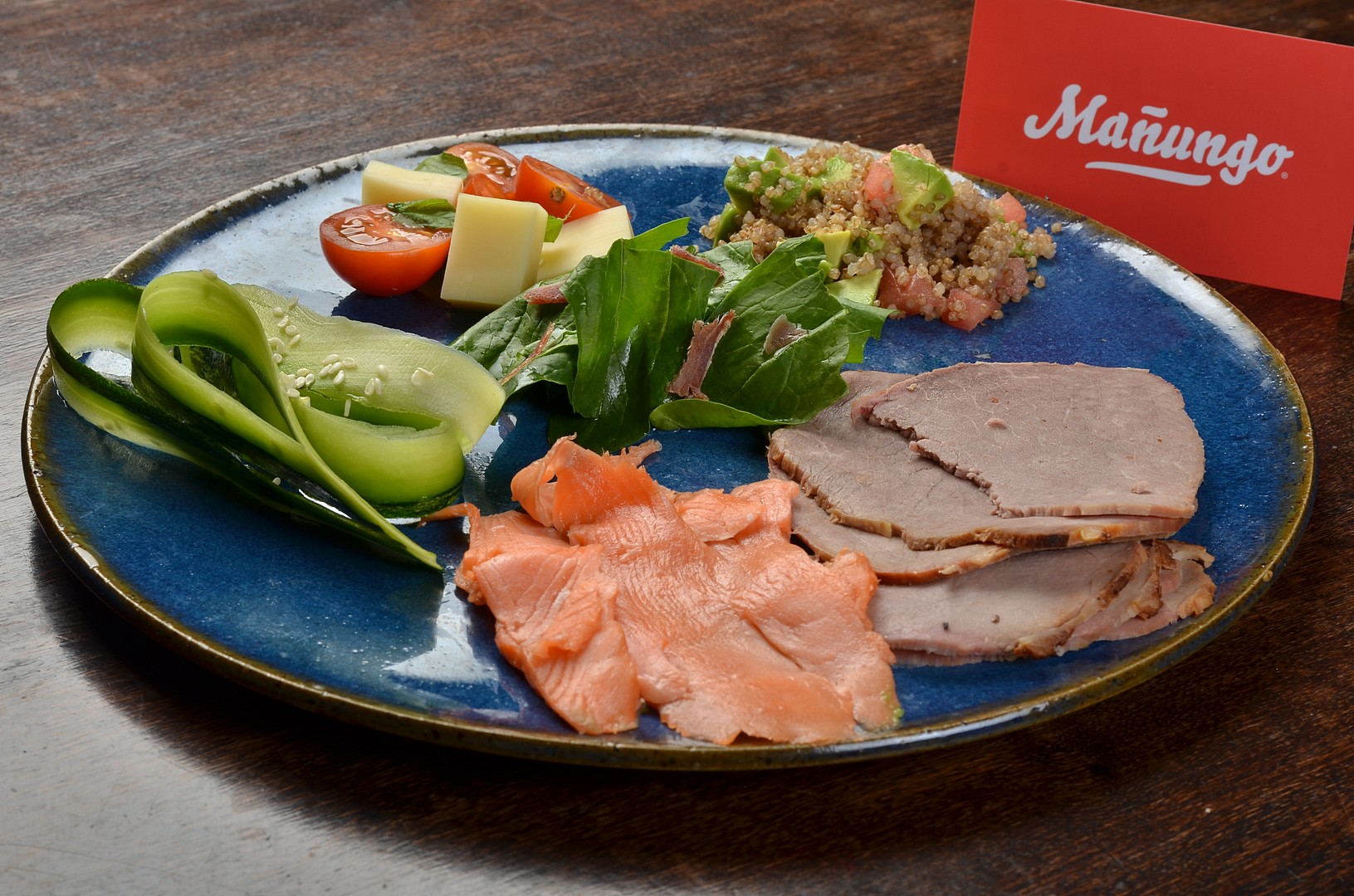 Buffet_frío_de_carnes_y_ensaladas_3